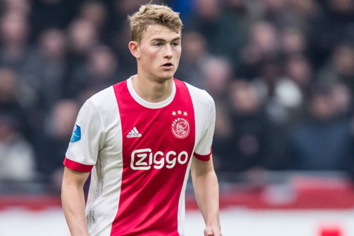 Ajax Amsterdam ustalił cenę za Matthijsa de Ligta