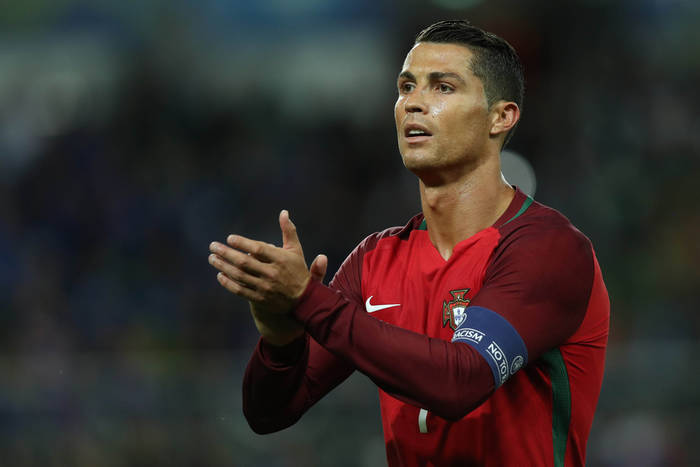 Cristiano Ronaldo z hat-trickiem w meczu el. ME! Portugalczyk odpowiedział na krytykę [WIDEO]