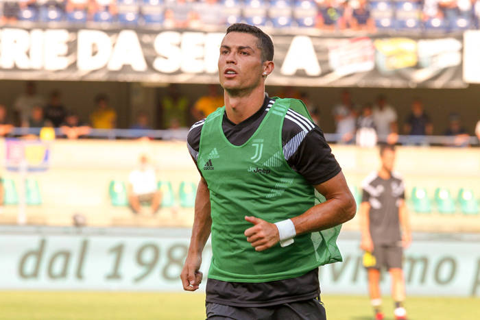 Cristiano Ronaldo negocjuje transfer swojego syna. 9-latek pójdzie w ślady ojca?