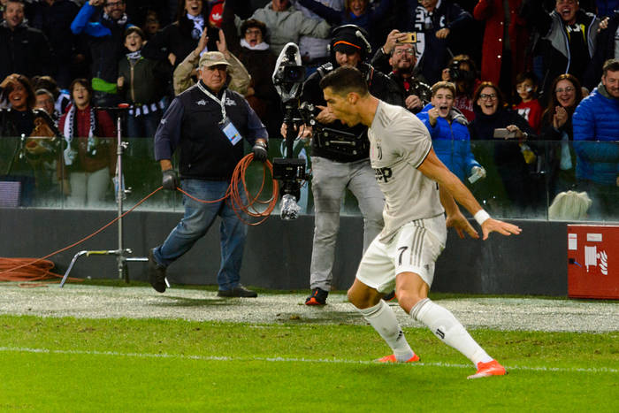 Sensacyjny remis w Turynie! Piątek bez bramki, gol Ronaldo! [WIDEO]