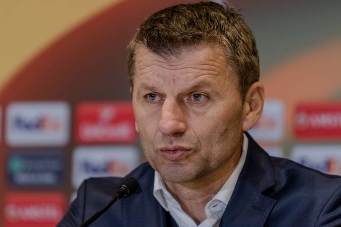 Serbski trener potwierdził rozmowy z Lechem. W przeszłości pracował w Valencii i Partizanie