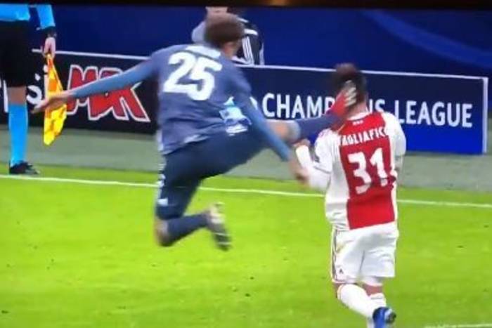 UEFA podjęła decyzję! Mueller nie zagra w dwumeczu z Liverpoolem za bandycki faul UEFA podjęła decyzję! Mueller nie zagra w dwumeczu z Liverpoolem za bandycki faul