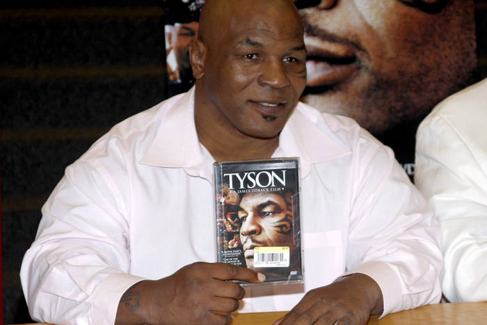 Tyson: Przed walką z Gołotą paliłem marihuanę