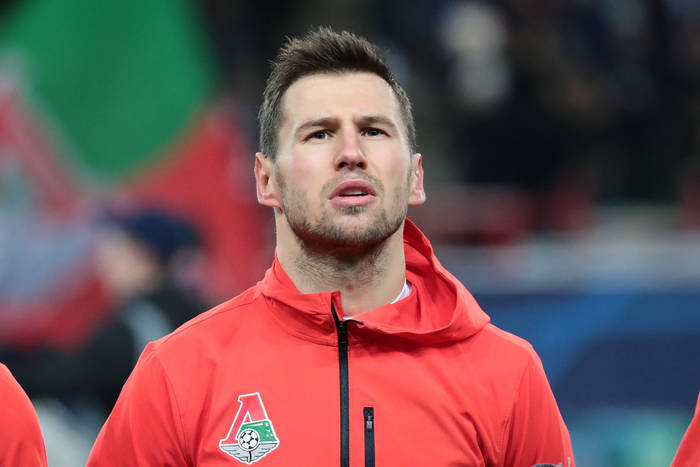 Grzegorz Krychowiak rozgoryczony po porażce z Bayernem Monachium. "To mały szczegół, który nie wyszedł"