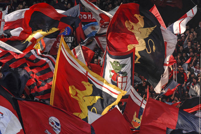 Wielkie emocje na Stadio Via del Mare. Cztery gole i dwie czerwone kartki w meczu Lecce - Genoa