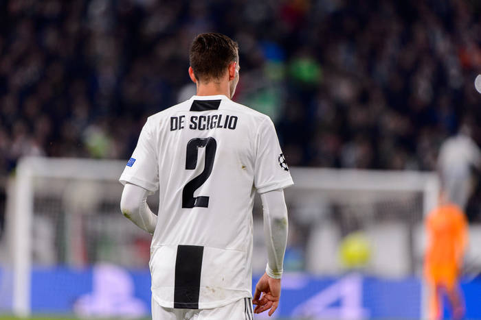 Media: Mattia De Sciglio opuści Juventus? Dwa kluby w grze o piłkarza