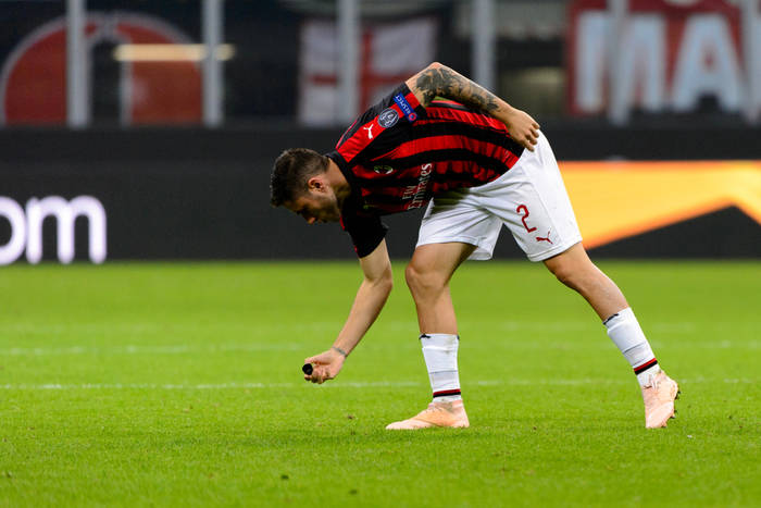 Dwóch piłkarzy AC Milan naraziło się kibicom. Te nagrania rozwścieczyły fanów [WIDEO]