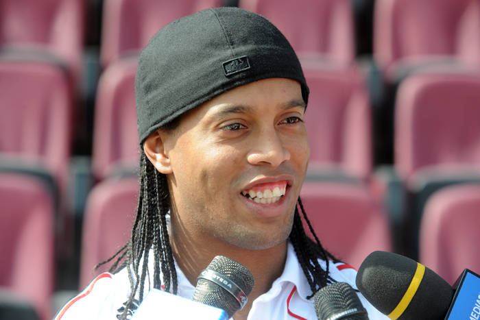 Ronaldinho zagra w więziennym turnieju. Nie będzie mógł strzelać bramek