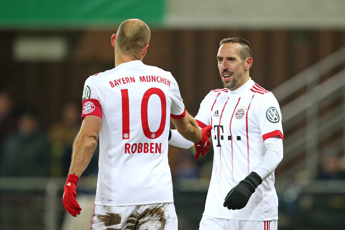 Wspaniałe pożegnanie Arjena Robbena i Francka Ribery'ego! Ostatnie gole legend Bayernu Monachium! [WIDEO]