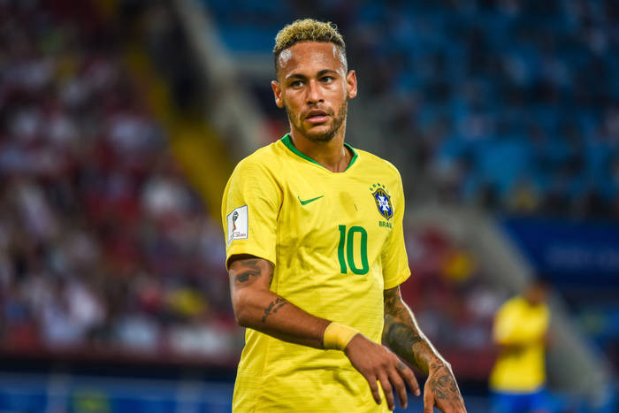 19-latek założył siatkę Neymarowi na treningu reprezentacji Brazylii [WIDEO]