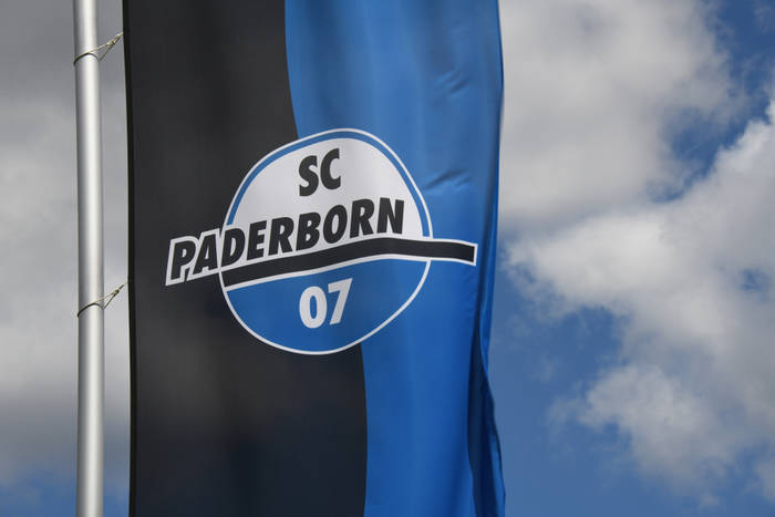 Dennis Srbeny wrócił do Paderborn. Ma pomóc klubowi pozostać w Bundeslidze