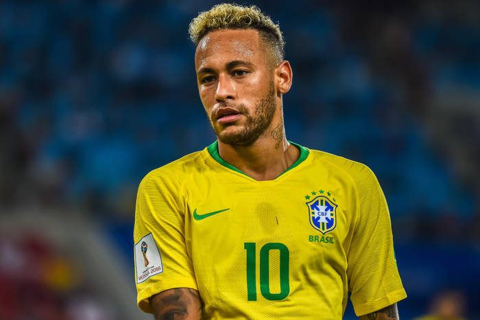 Barcelona i PSG bliskie porozumienia. Transfer Neymara na ostatniej prostej? 
