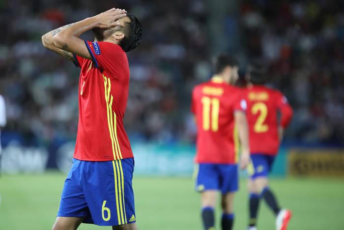 Hiszpanie zdemolowali Francuzów i zagrają z Niemcami w finale Mistrzostw Europy U-21 [WIDEO]