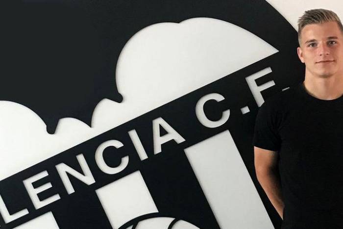 Valencia wypożyczyła pomocnika z Pogoni Szczecin. "Otrzymał znakomitą szansę"