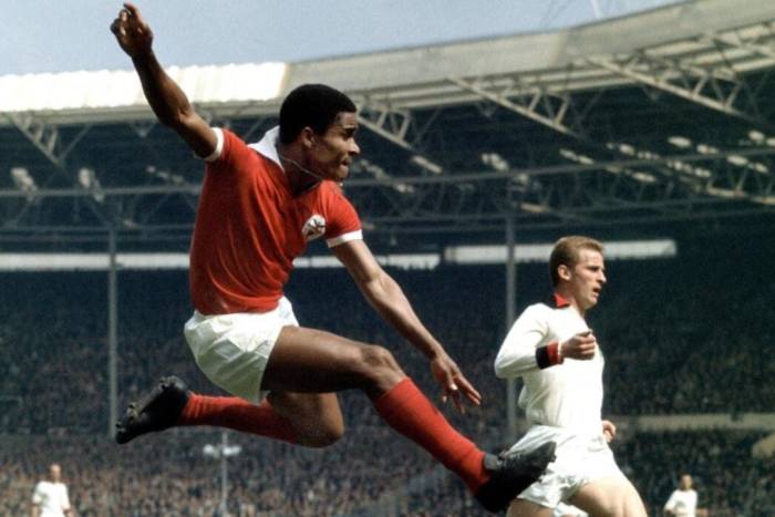 Legendy piłki nożnej: Eusebio. “Czarna Pantera” dla Portugalczyków znaczyła tyle, co dziś Cristiano Ronaldo Eusebio