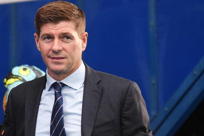 Steven Gerrard: Decyzja o przedłużeniu kontraktu z Rangers FC była banalna