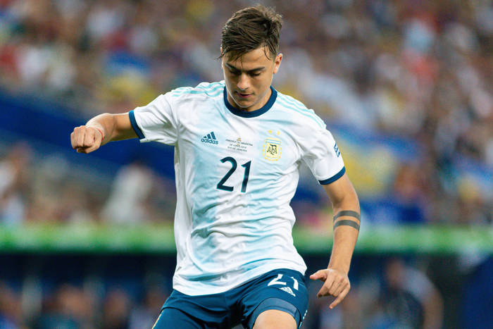 Remis w towarzyskim meczu Argentyny z Chile