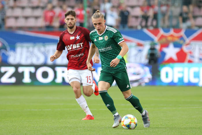 Kamil Jóźwiak i Przemysław Płacheta są obserwowani przez klub Primera Division