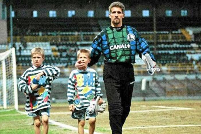 Bohaterowie nieoczywiści: Maciej Szczęsny. Mistrz Polski z 4 różnymi klubami, ale i niespełniony reprezentant Maciej Szczęsny