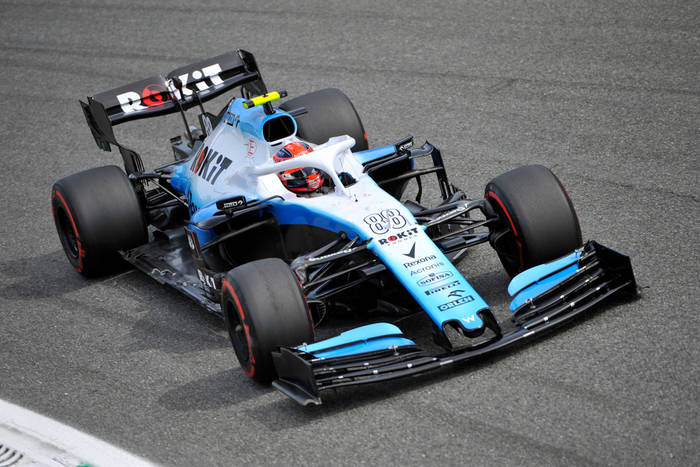 Robert Kubica ostatni w kwalifikacjach przed Grand Prix USA, Valtteri Bottas z pole position