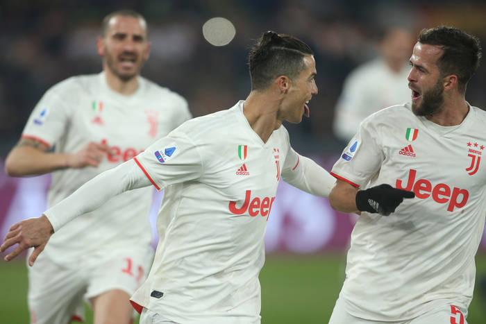 Juventus pokonał Parmę. Cristiano Ronaldo z dwoma trafieniami [WIDEO]