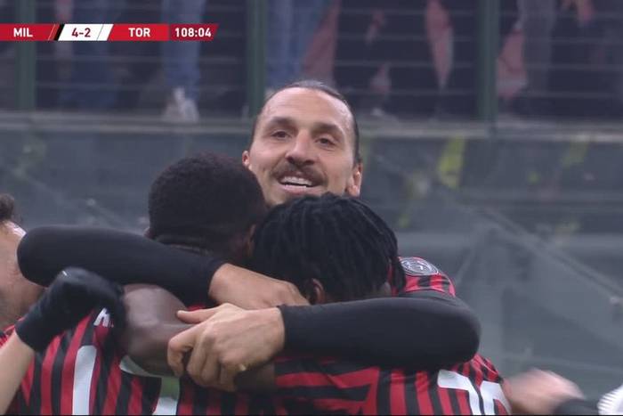 AC Milan wygrał po dogrywce z Torino. Ibrahimović wszedł z ławki i trafił, Piątek bez błysku [WIDEO]
