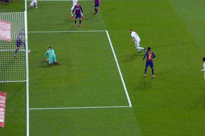 Real Madryt triumfuje w El Clasico! "Królewscy" dobili FC Barcelonę w drugiej połowie [WIDEO]