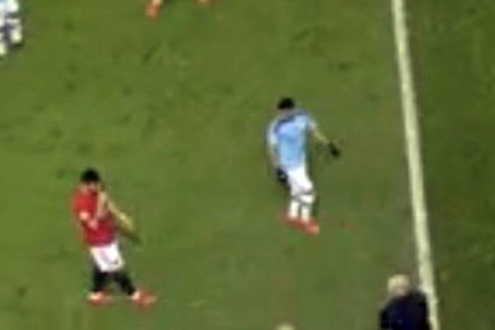 Bruno Fernandes uciszył Pepa Guardiolę. Wymowny gest piłkarza Manchesteru United [WIDEO]