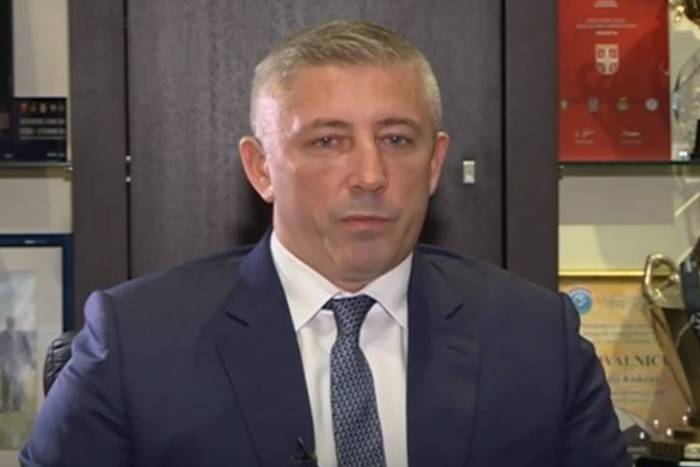 Szef serbskiego futbolu z koronawirusem. Zachorował przez wyjazd na pokaz mody