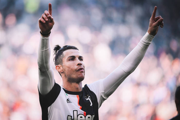 Ronaldo w Turynie aż do czterdziestki? Juventus chce przedłużyć z nim umowę i... poszukać nowego snajpera
