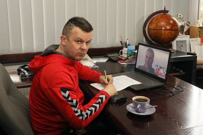 Zagłębie Sosnowiec ma nowego trenera. Kontrakt podpisano przez internet