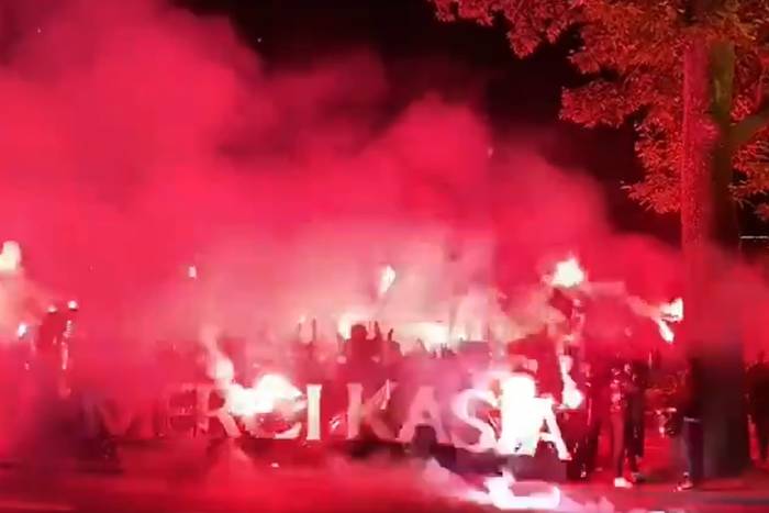 Ultrasi PSG w wyjątkowy sposób pożegnali Katarzynę Kiedrzynek. "Szacunek za lojalność"  [WIDEO]