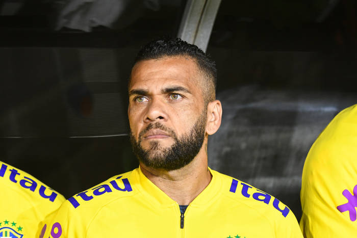 Dani Alves zadebiutował w nowym klubie. Przywitał się asystą. "Jakość i inteligencja" [WIDEO]