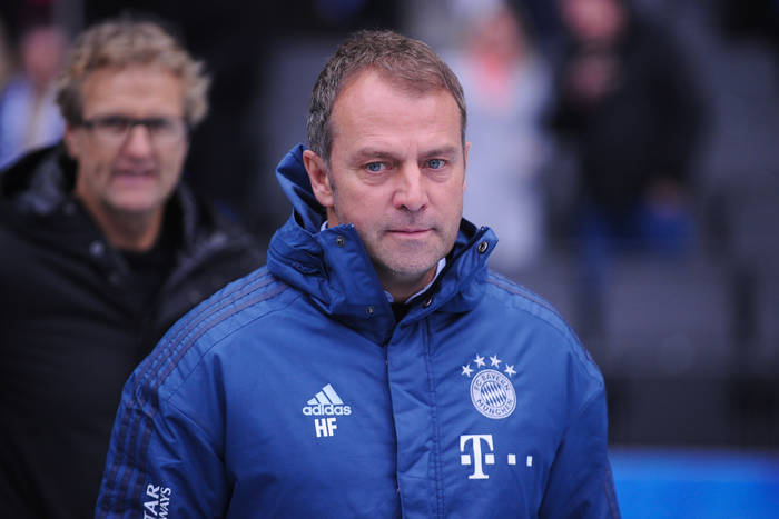 Hansi Flick dostał propozycję nowej pracy. "Nie będzie już trenerem Bayernu. Jestem o tym przekonany"