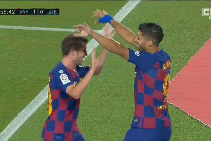 FC Barcelona wciąż trzyma kontakt z Realem. Gol Luisa Suareza, Ansu Fati wyleciał po pięciu minutach [WIDEO]