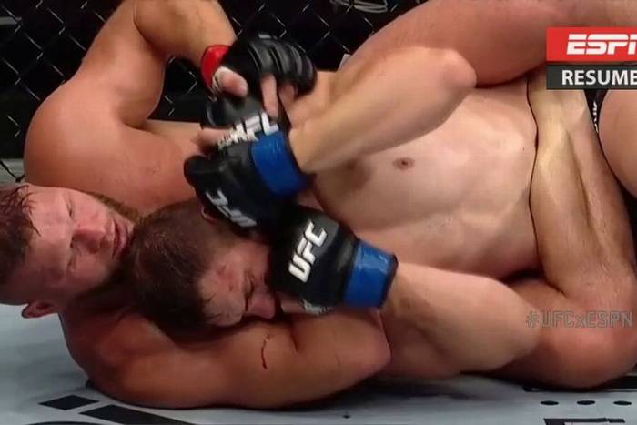 Kolejna wygrana Marcina Tybury w UFC! Polak wypunktował Rosjanina [WIDEO]