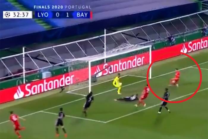Co za kiks Roberta Lewandowskiego! To powinien być gol [WIDEO]