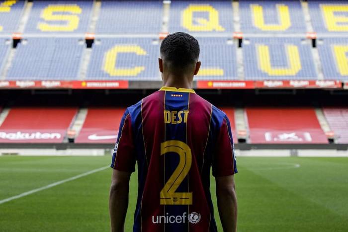 Dziś nieoszlifowany diament, jutro gwiazda światowego formatu. Barcelona kupiła nowego Daniego Alvesa?