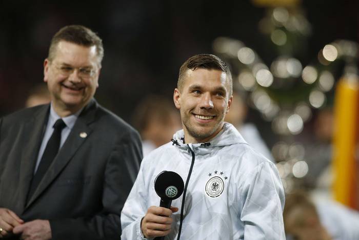 Lukas Podolski ocenił transfer Sławomira Peszki do Wieczystej Kraków. Zdradził, jaka była jego pierwsza myśl