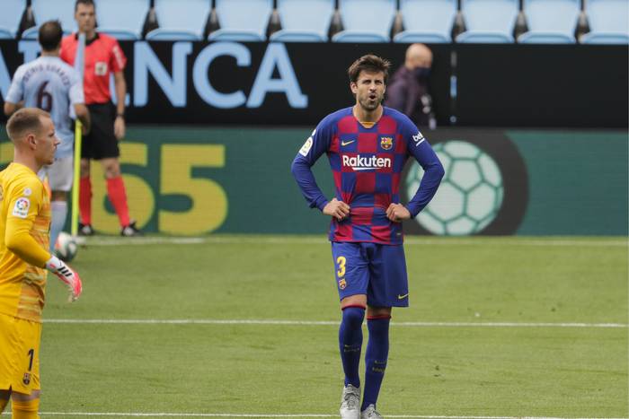 Gerard Pique zapewnił sobie specjalną klauzulę w nowej umowie z FC Barceloną. Może odejść, ale są wyjątki