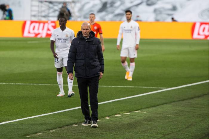 Hiszpańskie media grzmią po blamażu Realu Madryt, winią Zidane'a. "Umierają na gangrenę, a on jest raną"