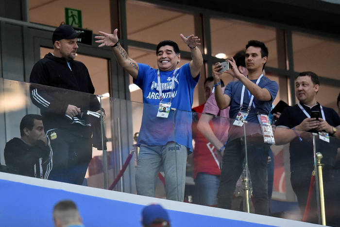 Diego Maradona przeszedł pilną operację. Wykryto krwiaka w okolicach jego mózgu