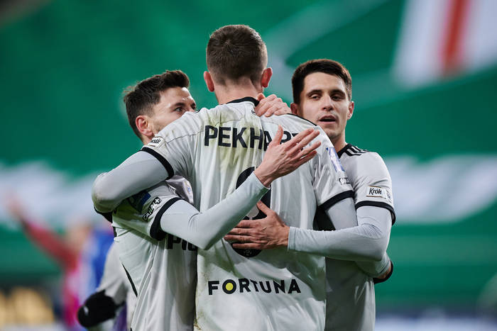 Legia Warszawa rozgromiła rywali w pierwszym sparingu. Cztery gole Tomasa Pekharta