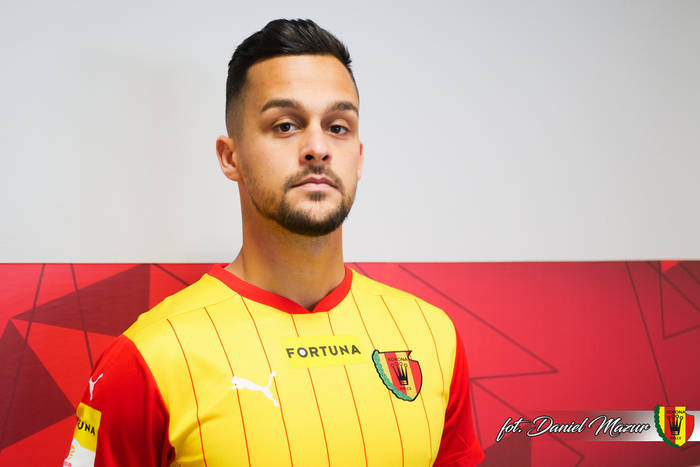 Portugalski piłkarz dołączył do Korony Kielce. Umowa do 2022 roku