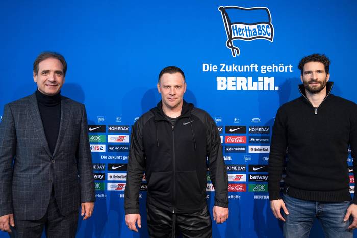 Hertha Berlin bez sztabu trenerskiego i kluczowego zawodnika! Fatalne informacje dla klubu Krzysztofa Piątka
