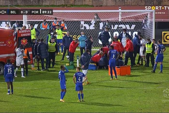Okropne zderzenie w lidze portugalskiej! Piłkarz opuścił boisko w karetce [WIDEO]