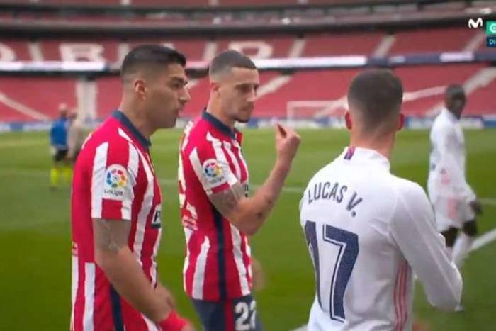 Luis Suarez kontra Lucas Vazquez w przerwie derbów Madrytu. "To są jaja, chłopie" [WIDEO]