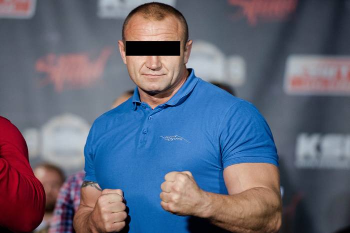 Mariusz P. oskarżony. Znanemu zawodnikowi MMA grozi do pięciu lat więzienia