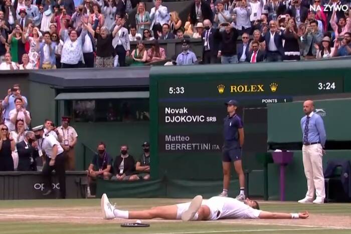 Novak Djoković blisko przejścia do historii! Zrównał się z Federerem i Nadalem, Wielki Szlem o krok! [WIDEO]
