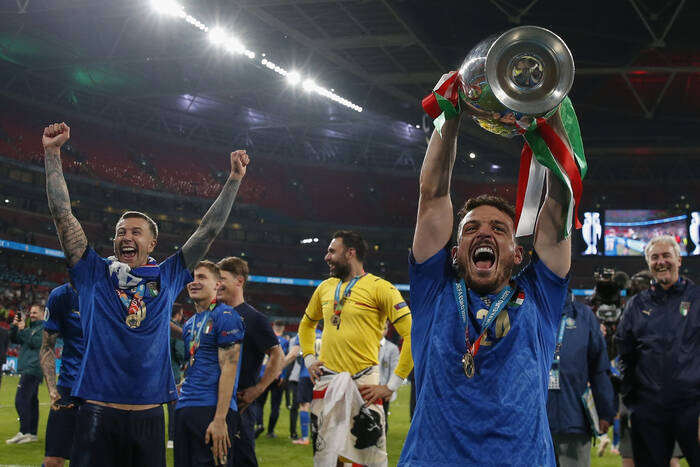 Włosi nowymi mistrzami Europy! Uciszyli Wembley w serii rzutów karnych [WIDEO]